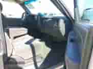 2004 Chevrolet Silverado 1500 LS с VIN 2GCEC19TX41341593, выставлен на аукционе IAAI как лот 42887375 с пробегом 236 076 миль миль и . История ставок и продаж доступна на DreamBid. Изображение 5.