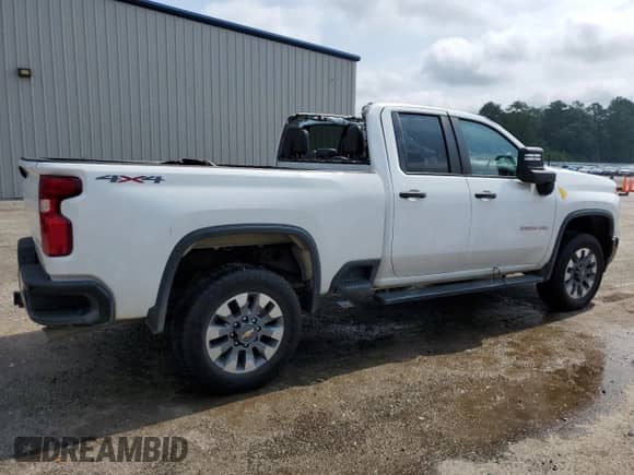 2022 Chevrolet Silverado 2500 с VIN 1GC2YME73NF108891, выставлен на аукционе Copart как лот 65950094 с пробегом 55 083 миль миль и Списание • Salvage title. История ставок и продаж доступна на DreamBid. Изображение 3.