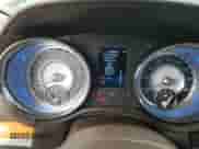 2013 Chrysler 300 C с VIN 2C3CCAET8DH529974, выставлен на аукционе Copart как лот 59144565 с пробегом 118 599 миль миль и Списание • Salvage title. История ставок и продаж доступна на DreamBid. Изображение 9.