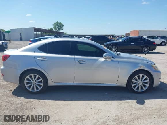 2009 Lexus IS 250 z VIN JTHBK262695093466, wystawiony jako IAAI lot #42514031 z przebiegiem 144 574 mil mil oraz . Historia ofert i sprzedaży dostępna na DreamBid. Obrazek 13.