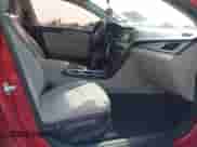 2017 Hyundai Sonata 2.4L с VIN 5NPE24AF3HH548423, выставлен на аукционе IAAI как лот 43525691 с пробегом 144 657 миль миль и . История ставок и продаж доступна на DreamBid. Изображение 5.