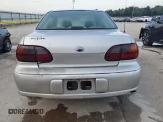 2005 Chevrolet Malibu Classic z VIN 1G1ND52FX5M232445, wystawiony jako Copart lot #65516265 z przebiegiem 209 437 mil mil oraz Nie do naprawy • Non repairable. Historia ofert i sprzedaży dostępna na DreamBid. Obrazek 6.