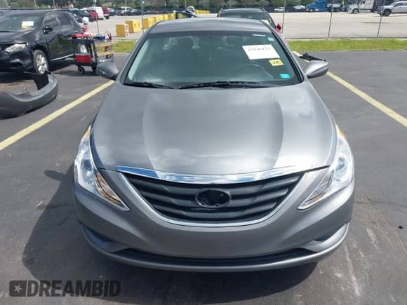 2013 Hyundai Sonata SE с VIN 5NPEC4AC2DH664211, выставлен на аукционе IAAI как лот 43446121 с пробегом 182 202 миль миль и . История ставок и продаж доступна на DreamBid. Изображение 13.