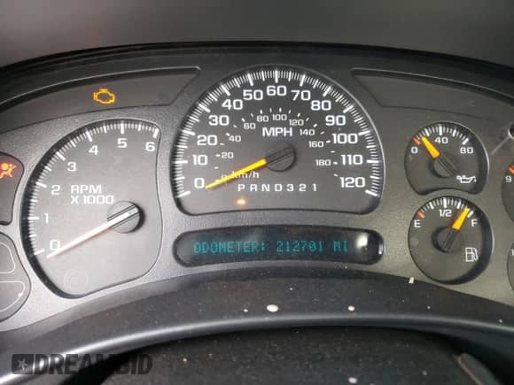 2006 Chevrolet Silverado 1500 Work Truck с VIN 3GCEK14V66G165728, выставлен на аукционе Copart как лот 61526273 с пробегом 212 701 миль миль и Списание • Salvage title. История ставок и продаж доступна на DreamBid. Изображение 9.