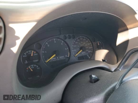 2000 Chevrolet Blazer LS с VIN 1GNCT18W7YK143649, выставлен на аукционе Copart как лот 87656195 с пробегом Не указан миль и Чистый • Clean title. История ставок и продаж доступна на DreamBid. Изображение 9.