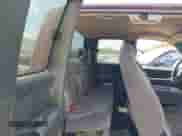 2001 GMC Sierra 1500 SLE с VIN 2GTEC19V011137690, выставлен на аукционе IAAI как лот 42989211 с пробегом 221 862 миль миль и . История ставок и продаж доступна на DreamBid. Изображение 8.