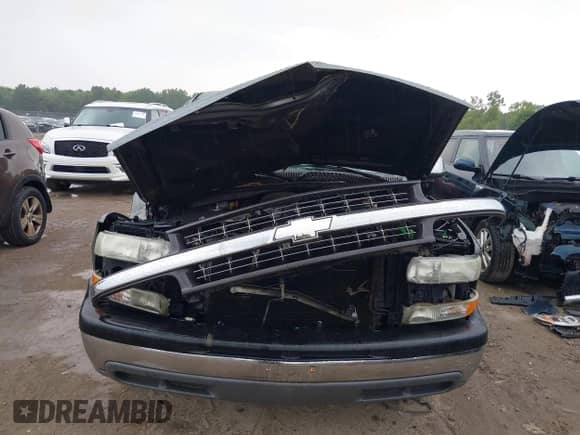 2001 Chevrolet Silverado 1500 LS с VIN 2GCEC19V011378682, выставлен на аукционе IAAI как лот 43020690 с пробегом 176 835 миль миль и . История ставок и продаж доступна на DreamBid. Изображение 12.