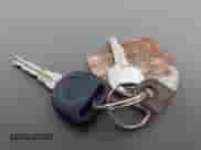 2013 Chevrolet Suburban LT с VIN 1GNSCJE05DR309857, выставлен на аукционе IAAI как лот 42217368 с пробегом 284 940 миль миль и . История ставок и продаж доступна на DreamBid. Изображение 11.