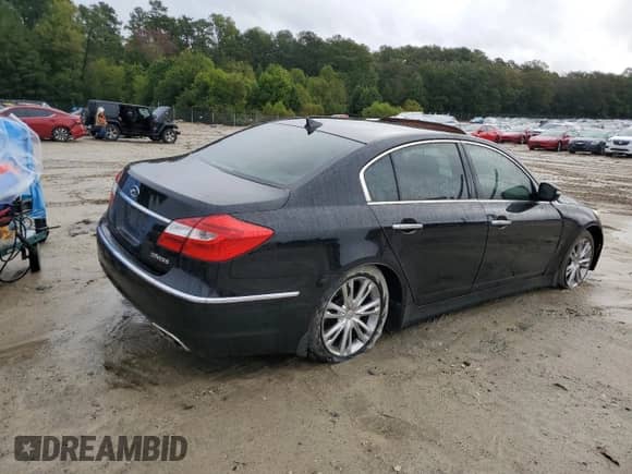 2013 Hyundai Genesis 3.8L с VIN KMHGC4DD6DU224362, выставлен на аукционе Copart как лот 81024535 с пробегом 146 680 миль миль и Списание • Salvage title. История ставок и продаж доступна на DreamBid. Изображение 3.