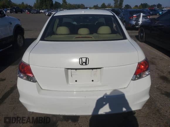 2008 Honda Accord EX-L с VIN JHMCP26818C044342, выставлен на аукционе Copart как лот 81510655 с пробегом 150 595 миль миль и Списание • Salvage title. История ставок и продаж доступна на DreamBid. Изображение 6.
