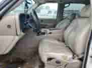 2004 Chevrolet Suburban LS z VIN 3GNEC16Z64G101562, wystawiony jako Copart lot #70234904 z przebiegiem Nie podano mil oraz Szkoda całkowita • Salvage title. Historia ofert i sprzedaży dostępna na DreamBid. Obrazek 7.