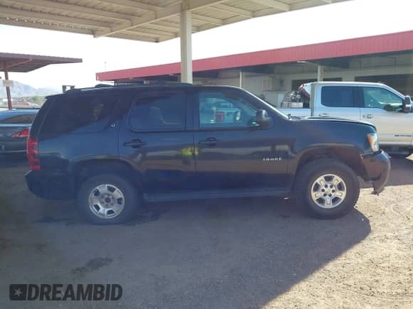 2010 Chevrolet Tahoe LT с VIN 1GNUKBE09AR230611, выставлен на аукционе IAAI как лот 43028276 с пробегом 254 178 миль миль и . История ставок и продаж доступна на DreamBid. Изображение 13.