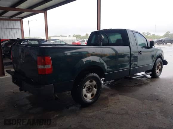 2008 Ford F-150 XL with VIN 1FTRF12W78KE55778, listed as a IAAI auction lot 43406028 with 180,522 mi miles and . Bid and sale history available at DreamBid. Image 4.