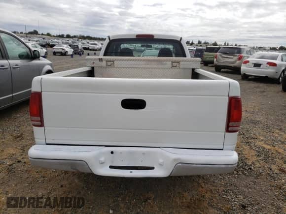2002 Dodge Dakota с VIN 1B7GL12X82S692926, выставлен на аукционе Copart как лот 84073435 с пробегом 149 095 миль миль и Чистый • Clean title. История ставок и продаж доступна на DreamBid. Изображение 6.