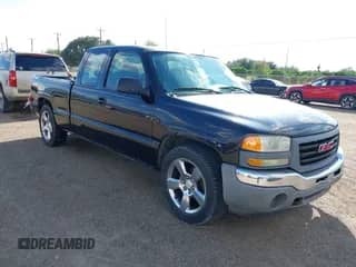 2007 GMC Sierra 1500 Work Truck with VIN 1GTEC19X67Z130941, listed as a IAAI auction lot 43319376 with 320,491 mi miles and . Bid and sale history available at DreamBid. Image 1.