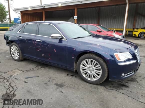 2013 Chrysler 300 C с VIN 2C3CCAKG4DH683041, выставлен на аукционе Copart как лот 59928975 с пробегом 178 577 миль миль и Списание • Salvage title. История ставок и продаж доступна на DreamBid. Изображение 4.