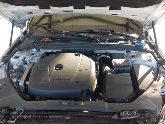 2020 Volvo S60 R-Design с VIN 7JR102FM8LG073060, выставлен на аукционе IAAI как лот 43311572 с пробегом 119 631 миль миль и . История ставок и продаж доступна на DreamBid. Изображение 10.