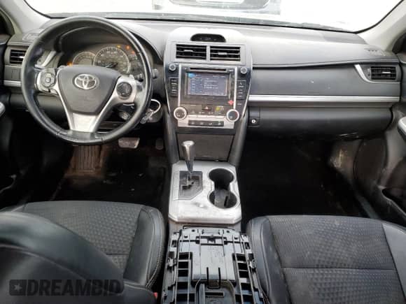 2014 Toyota Camry L with VIN 4T1BF1FKXEU320444, listed as a Copart auction lot 82484835 with 280,742 mi miles and Non repairable. Bid and sale history available at DreamBid. Image 8.