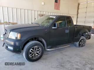 2004 Ford F-150 STX z VIN 1FTRF02W24KD35682, wystawiony jako Copart lot #71265935 z przebiegiem 201 199 mil mil oraz Szkoda całkowita • Salvage title. Historia ofert i sprzedaży dostępna na DreamBid. Obrazek 1.