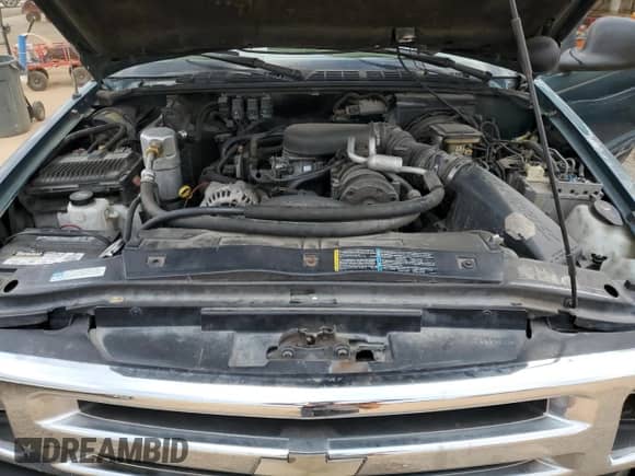 1996 Chevrolet S-10 LS с VIN 1GCCT19W3T8190691, выставлен на аукционе Copart как лот 76339374 с пробегом 269 178 миль миль и Списание • Salvage title. История ставок и продаж доступна на DreamBid. Изображение 12.