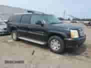 2004 Cadillac Escalade ESV Platinum Edition z VIN 3GYFK66N84G213333, wystawiony jako Copart lot #59950535 z przebiegiem 189 699 mil mil oraz Czysty tytuł • Clean title. Historia ofert i sprzedaży dostępna na DreamBid. Obrazek 4.
