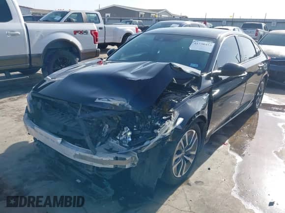 2018 Honda Accord Touring with VIN 1HGCV3F90JA001832, listed as a IAAI auction lot 41738453 with 116,403 mi miles and . Bid and sale history available at DreamBid. Image 20.
