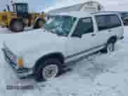 1993 Chevrolet Blazer с VIN 1GNDT13W3P2214338, выставлен на аукционе IAAI как лот 41511324 с пробегом 175 816 миль миль и . История ставок и продаж доступна на DreamBid. Изображение 2.
