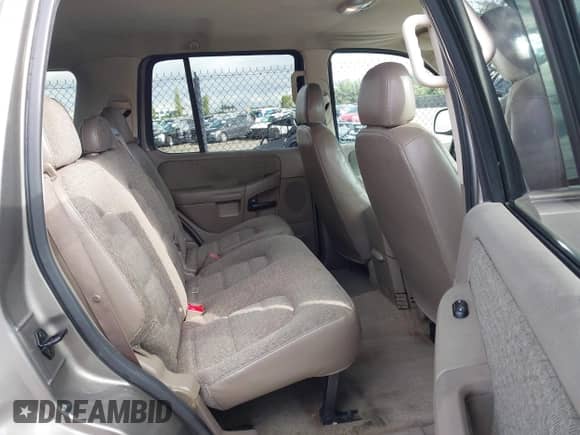 2004 Ford Explorer XLS with VIN 1FMZU62EX4UC29111, listed as a IAAI auction lot 43422925 with 196,116 mi miles and . Bid and sale history available at DreamBid. Image 8.