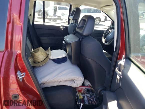 2008 Jeep Compass Sport с VIN 1J8FT47058D744365, выставлен на аукционе Copart как лот 57710845 с пробегом 147 182 миль миль и Чистый • Clean title. История ставок и продаж доступна на DreamBid. Изображение 10.