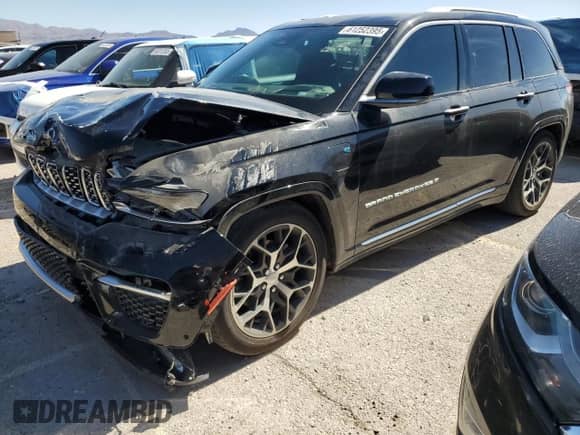 2022 Jeep Grand Cherokee Summit Reserve with VIN 1C4RJYE63N8758441, listed as a Copart auction lot 61252395 with 57,233 mi miles and Salvage title. Bid and sale history available at DreamBid. Image 1.