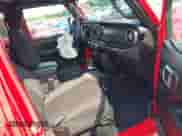 2023 Jeep Wrangler Sport S с VIN 1C4HJXDN5PW701929, выставлен на аукционе IAAI как лот 43341342 с пробегом 46 084 миль миль и . История ставок и продаж доступна на DreamBid. Изображение 5.