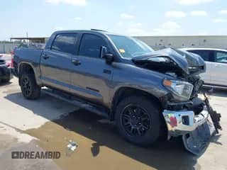 2021 Toyota Tundra SR5 with VIN 5TFEY5F13MX279985, listed as a IAAI auction lot 42214669 with 71,614 mi miles and . Bid and sale history available at DreamBid. Image 1.