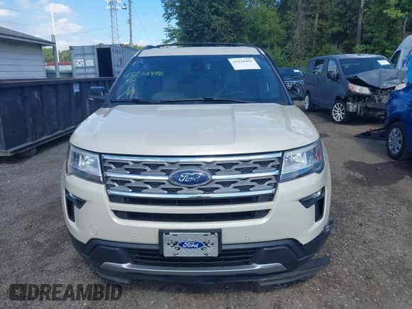 2018 Ford Explorer XLT с VIN 1FM5K8D85JGB94155, выставлен на аукционе IAAI как лот 43258496 с пробегом 135 518 миль миль и . История ставок и продаж доступна на DreamBid. Изображение 12.