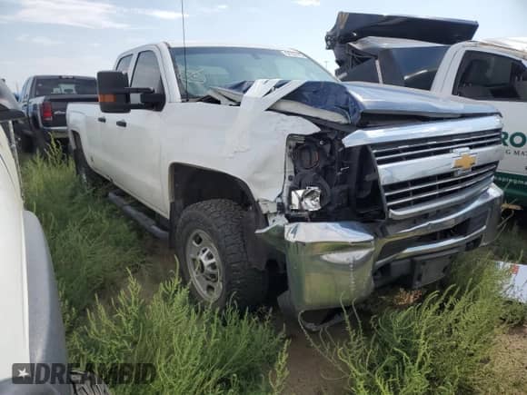 2016 Chevrolet Silverado 2500HD Work Truck z VIN 1GC2KUE85GZ175858, wystawiony jako Copart lot #64756145 z przebiegiem 135 621 mil mil oraz Szkoda całkowita • Salvage title. Historia ofert i sprzedaży dostępna na DreamBid. Obrazek 4.