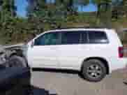 2005 Toyota Highlander с VIN JTEGP21A850046739, выставлен на аукционе IAAI как лот 43333699 с пробегом 81 855 миль миль и . История ставок и продаж доступна на DreamBid. Изображение 14.