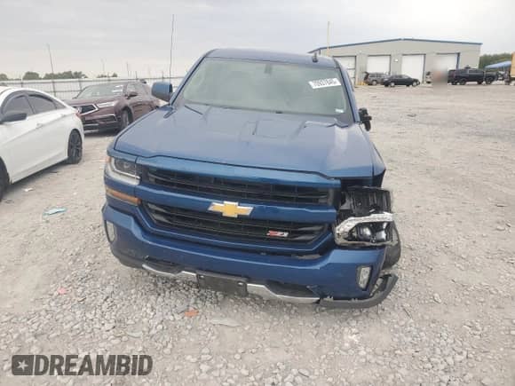 2018 Chevrolet Silverado 1500 LT z VIN 1GCVKREC4JZ215756, wystawiony jako Copart lot #70937845 z przebiegiem Nie podano mil oraz Szkoda całkowita • Salvage title. Historia ofert i sprzedaży dostępna na DreamBid. Obrazek 5.