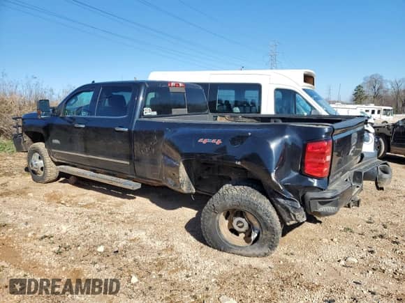 2015 Chevrolet Silverado 3500HD High Country с VIN 1GC4K1E82FF626414, выставлен на аукционе Copart как лот 45206755 с пробегом 185 397 миль миль и Списание • Salvage title. История ставок и продаж доступна на DreamBid. Изображение 2.