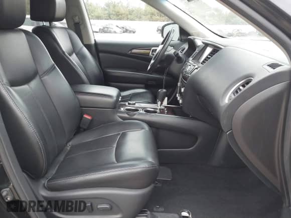 2016 Nissan Pathfinder Platinum with VIN 5N1AR2MM5GC634928, listed as a IAAI auction lot 41821951 with 113,186 mi miles and . Bid and sale history available at DreamBid. Image 5.