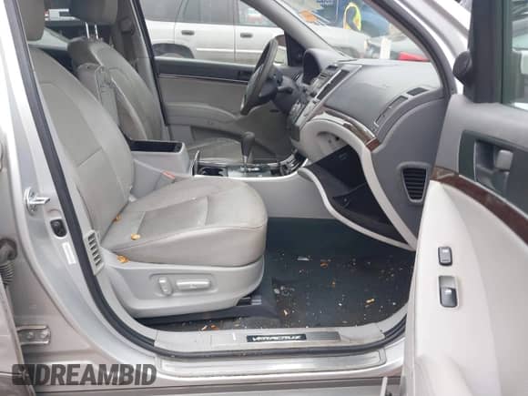 2012 Hyundai Veracruz Limited с VIN KM8NU4CCXCU195458, выставлен на аукционе IAAI как лот 41378578 с пробегом 224 646 миль миль и . История ставок и продаж доступна на DreamBid. Изображение 5.