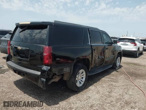 2016 Chevrolet Suburban LS с VIN 1GNSCGKCXGR261780, выставлен на аукционе IAAI как лот 42348999 с пробегом 266 151 миль миль и . История ставок и продаж доступна на DreamBid. Изображение 4.