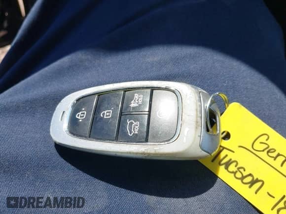 2022 Hyundai Tucson N Line z VIN KM8JFCAE0NU104420, wystawiony jako IAAI lot #43219687 z przebiegiem 35 000 mil mil oraz . Historia ofert i sprzedaży dostępna na DreamBid. Obrazek 11.