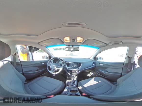 2018 Hyundai Accent Limited с VIN 3KPC34A39JE035147, выставлен на аукционе Copart как лот 60143795 с пробегом 13 412 миль миль и Списание • Salvage title. История ставок и продаж доступна на DreamBid. Изображение 15.