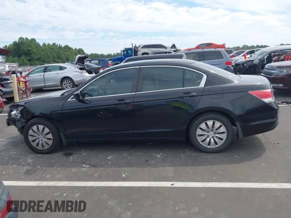 2011 Honda Accord LX с VIN 1HGCP2F31BA036204, выставлен на аукционе IAAI как лот 43087061 с пробегом 319 744 миль миль и . История ставок и продаж доступна на DreamBid. Изображение 14.
