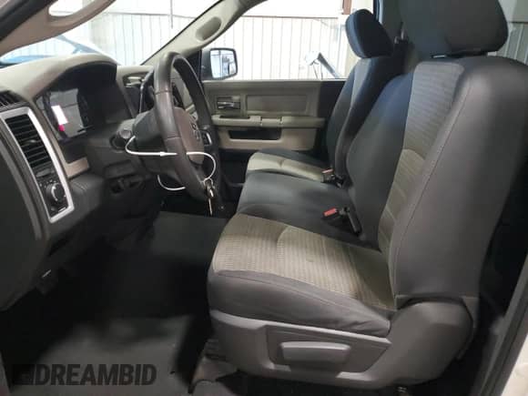 2009 Dodge 1500 SLT с VIN 1D3HB16P79J516569, выставлен на аукционе Copart как лот 53142355 с пробегом 156 439 миль миль и Списание • Salvage title. История ставок и продаж доступна на DreamBid. Изображение 7.