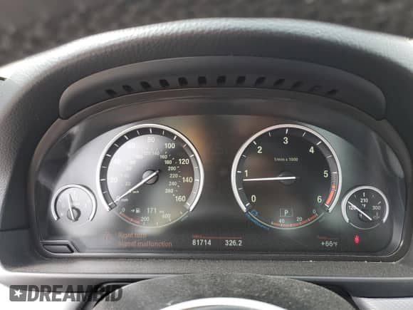 2016 BMW 5 Series 535d с VIN WBAXA5C53GG042211, выставлен на аукционе Copart как лот 54644934 с пробегом 81 714 миль миль и . История ставок и продаж доступна на DreamBid. Изображение 9.