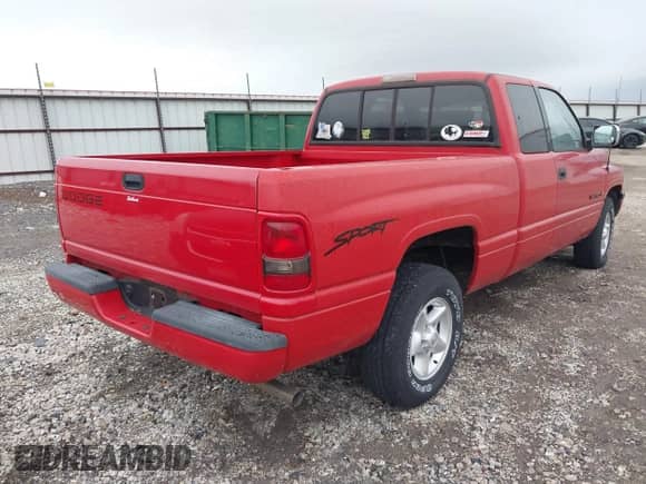 1997 Dodge 1500 с VIN 3B7HC13Z2VG833456, выставлен на аукционе IAAI как лот 41540151 с пробегом 151 156 миль миль и . История ставок и продаж доступна на DreamBid. Изображение 4.