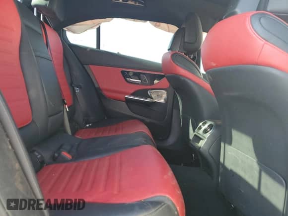 2024 Mercedes-Benz C 300 z VIN W1KAF4GB0RR208427, wystawiony jako Copart lot #56164425 z przebiegiem 11 864 mil mil oraz Szkoda całkowita • Salvage title. Historia ofert i sprzedaży dostępna na DreamBid. Obrazek 10.