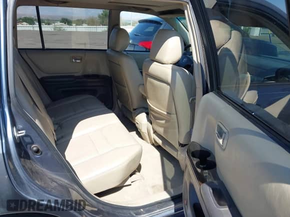 2003 Toyota Highlander с VIN JTEHF21A530156510, выставлен на аукционе IAAI как лот 43072849 с пробегом 270 961 миль миль и . История ставок и продаж доступна на DreamBid. Изображение 8.