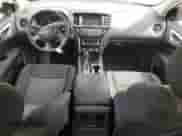 2017 Nissan Pathfinder SV with VIN 5N1DR2MN8HC673181, listed as a Copart auction lot 81939595 with 122,198 mi miles and Salvage title. Bid and sale history available at DreamBid. Image 8.