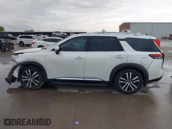 2023 Nissan Pathfinder Platinum с VIN 5N1DR3DK3PC204722, выставлен на аукционе IAAI как лот 42470415 с пробегом 22 304 миль миль и . История ставок и продаж доступна на DreamBid. Изображение 14.